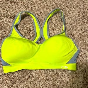 NWOT champion sports bra